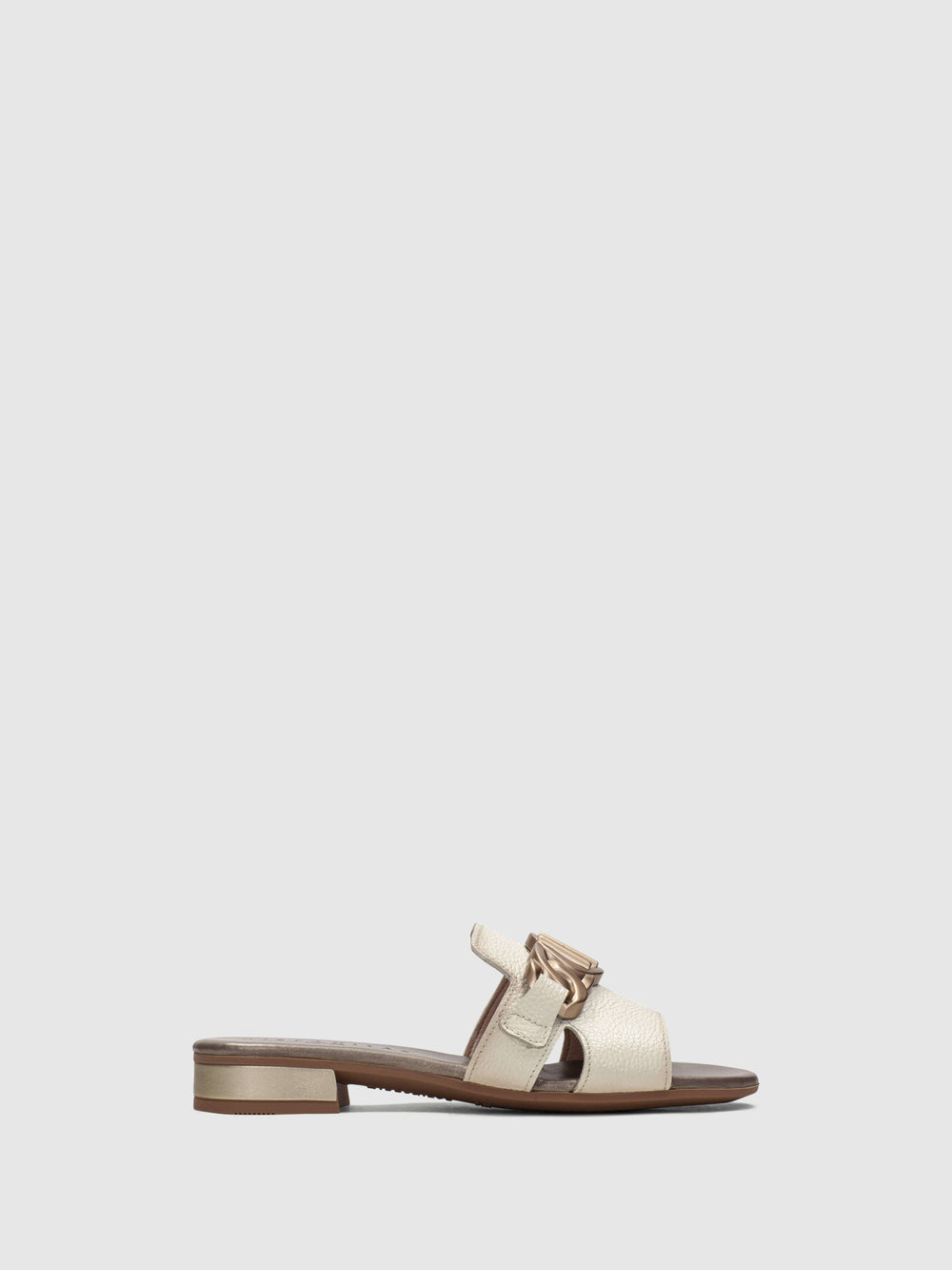 Mules com Apliques em Branco Cru