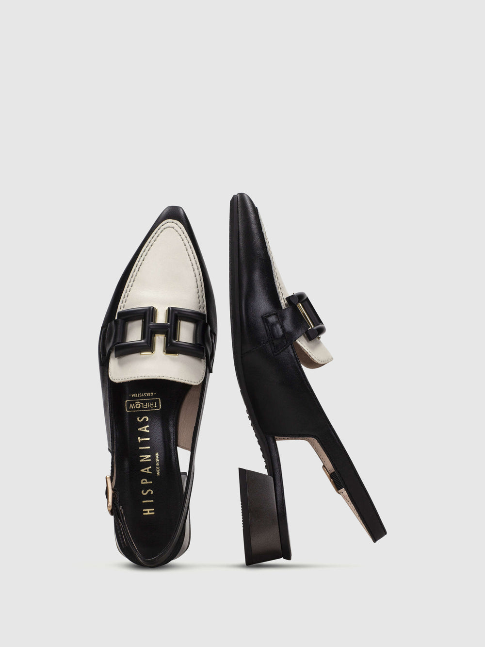 Sandálias com Fivela em Preto