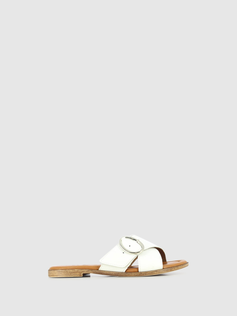 Sandálias com Apliques em Pele Branca