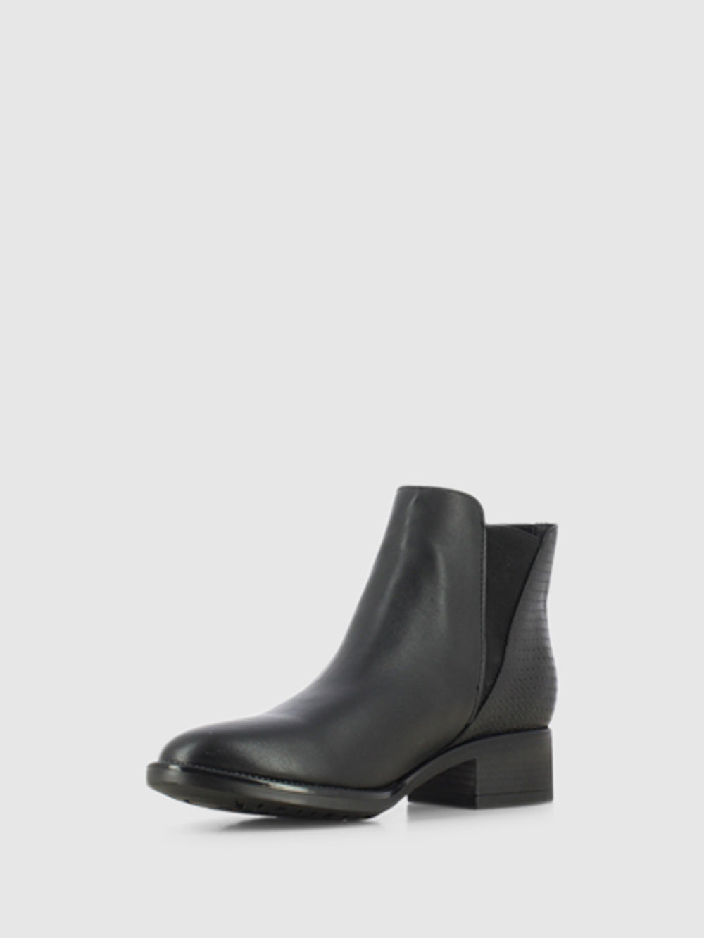 Botins Chelsea em Pele Preta
