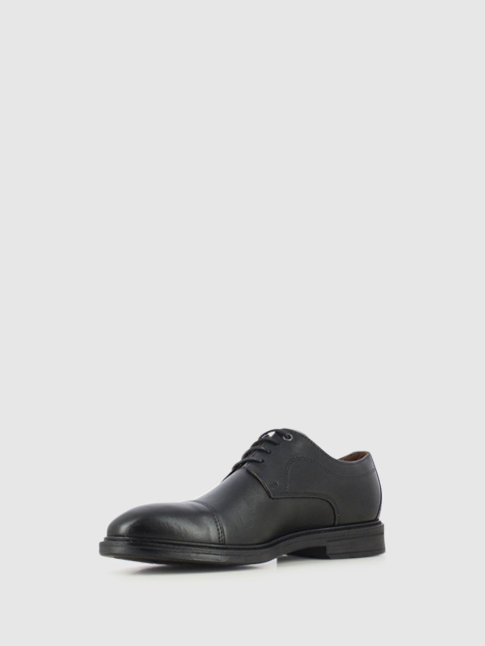 Sapatos com Atacadores em Pele Preta