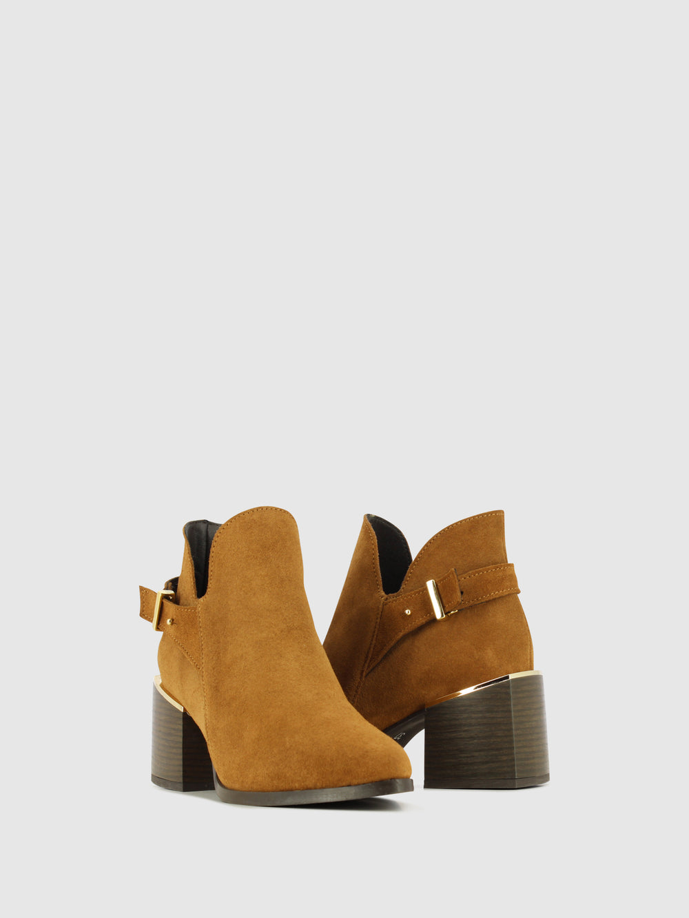 Botins com Fecho em Camurça Camel