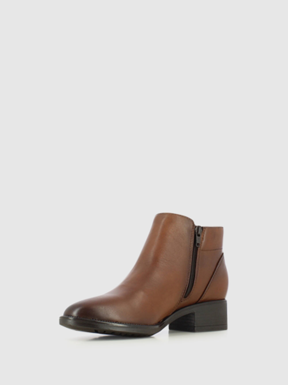 Botins com Fecho em Cognac