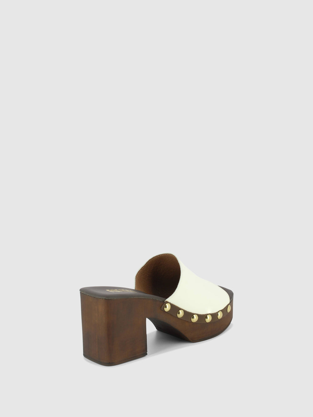 Socas de Plataforma em Branco