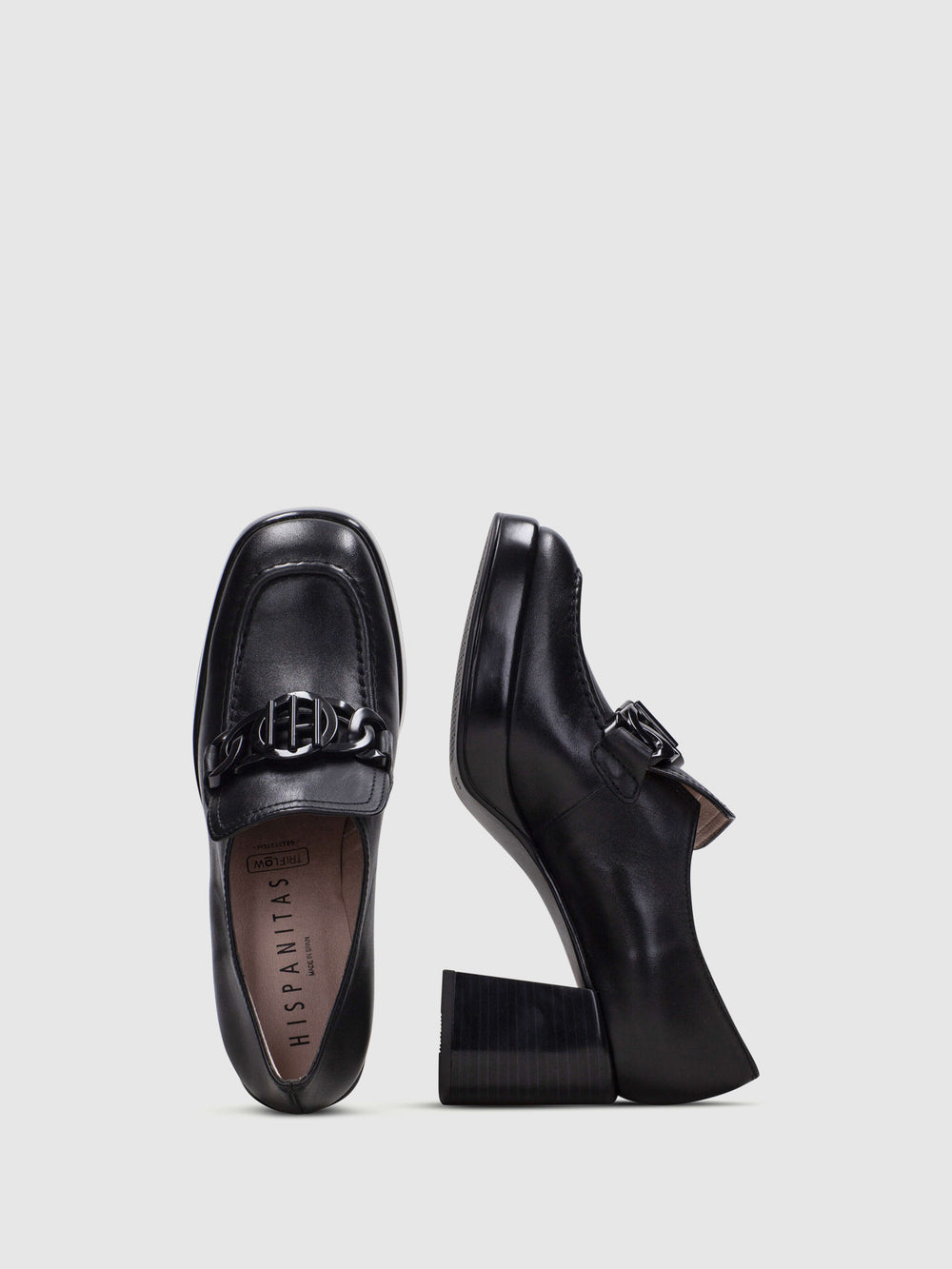 Sapatos com Apliques em Preto