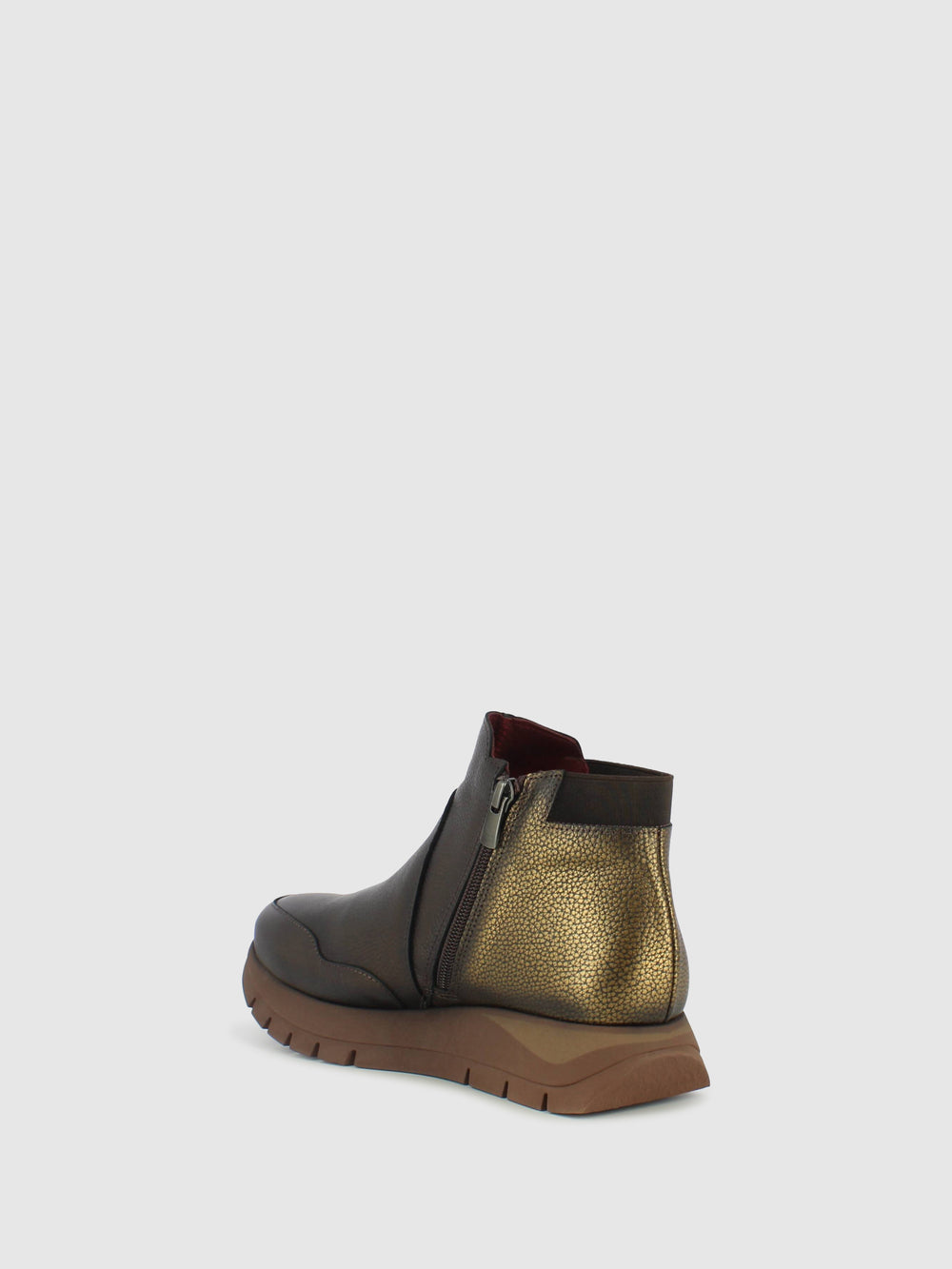 Botins com Fecho em Castanho