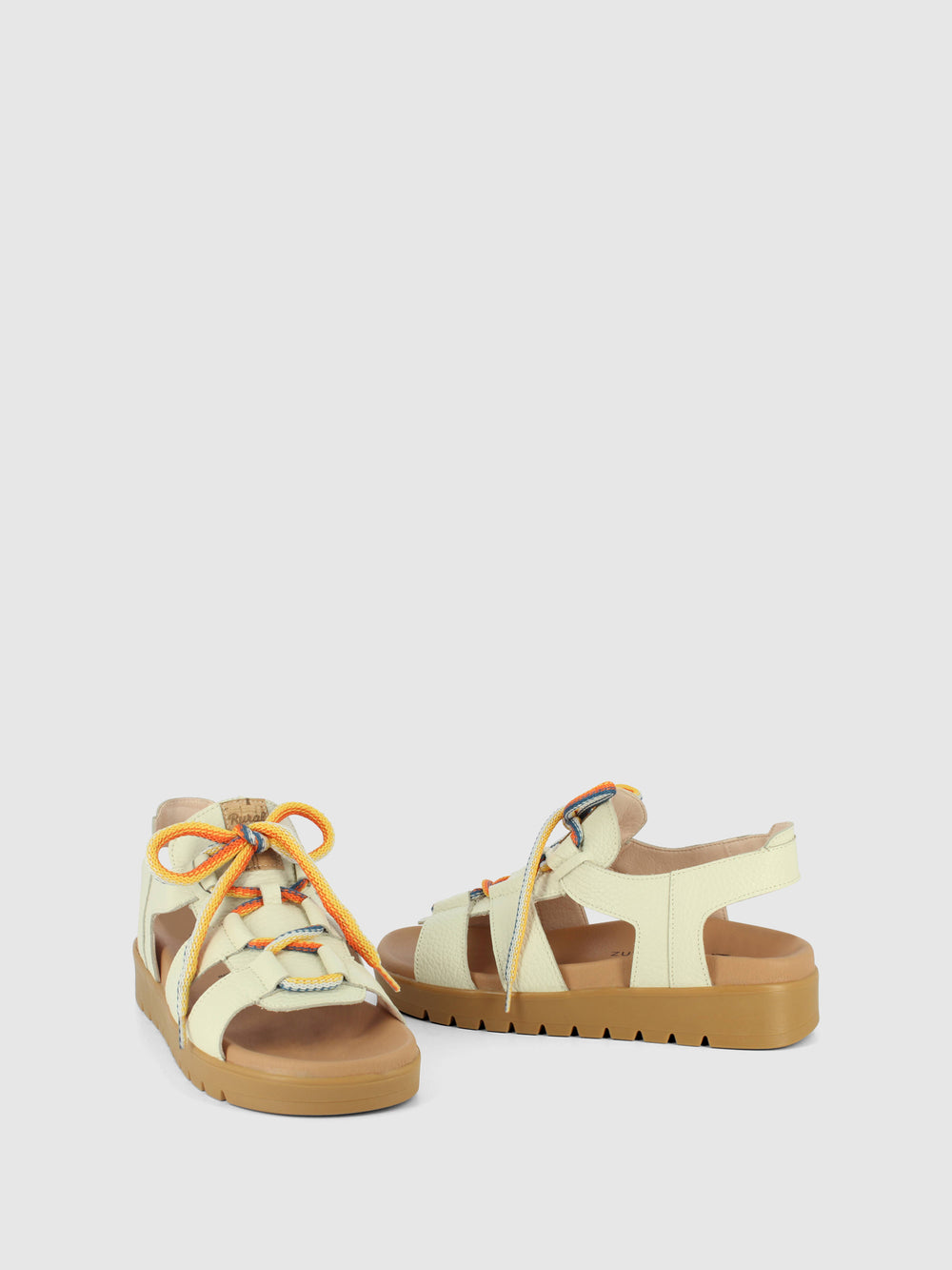 Sandálias com Atacadores em Branco Cru