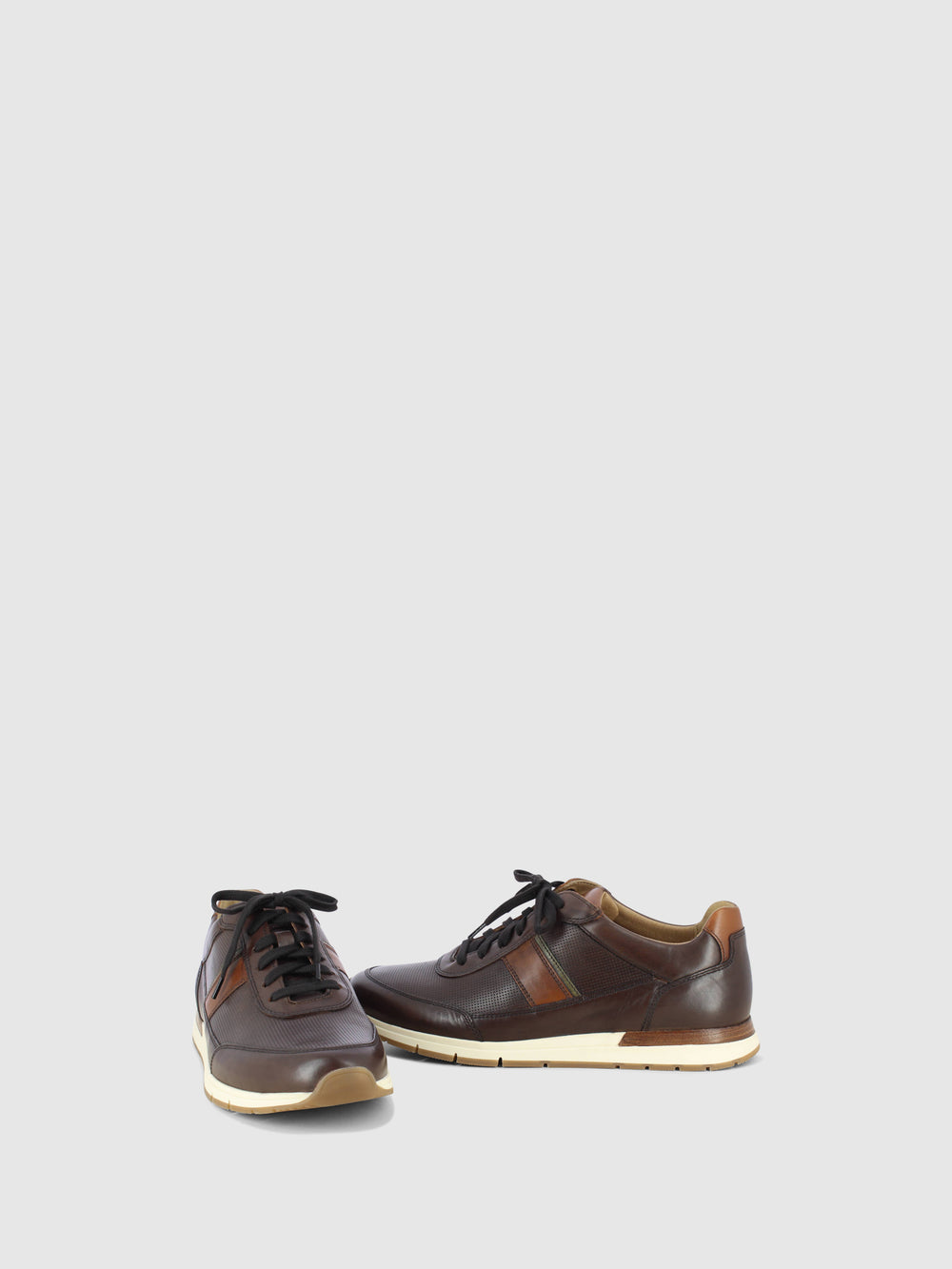 Sapatos com Atacadores em Mocca