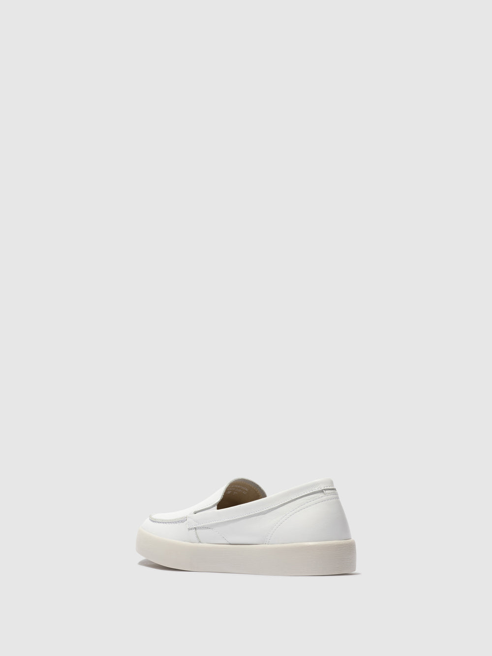 Sapatos Slip-on em Branco