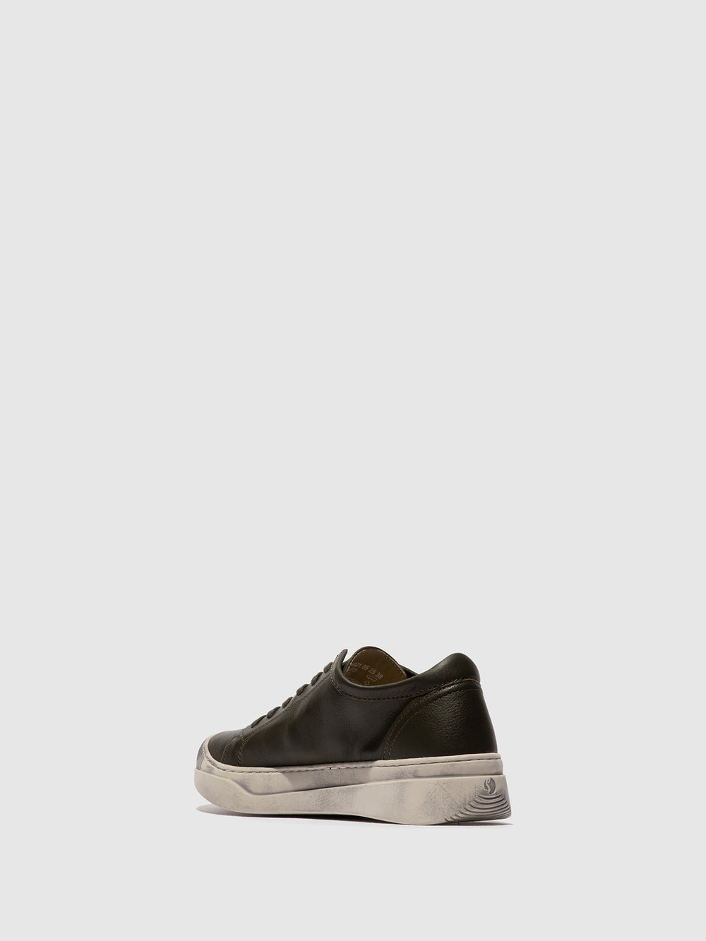 Ténis com Atacadores em Verde Tropa