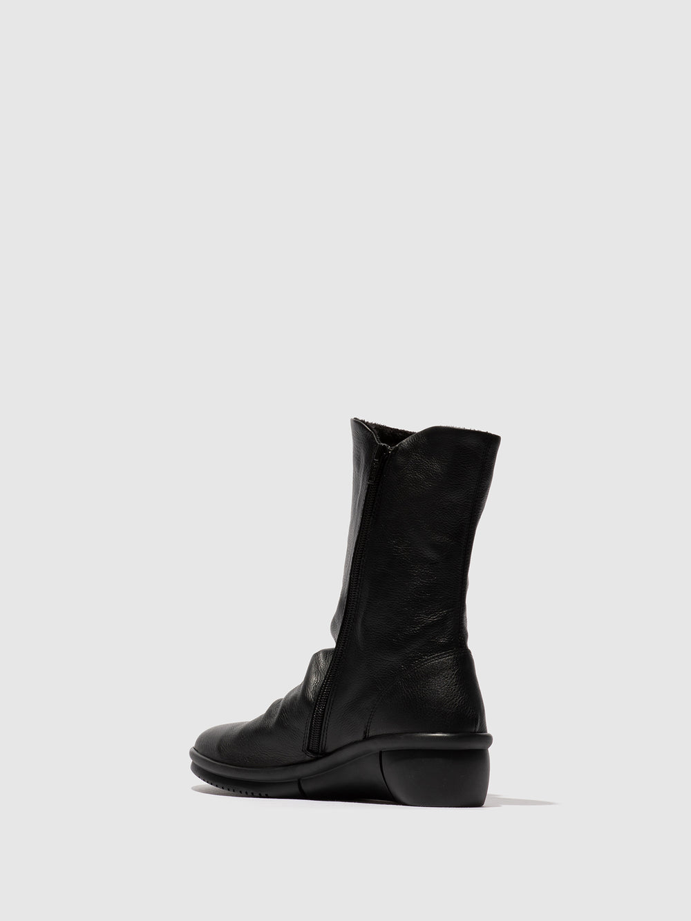 Botas com Fecho em Preto