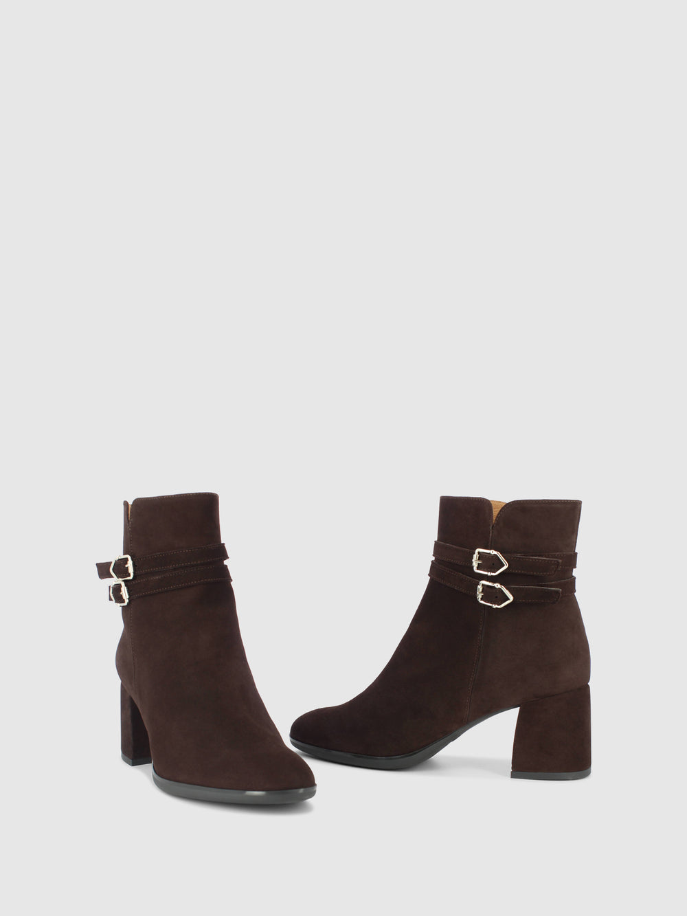 Botins com Fecho em Castanho