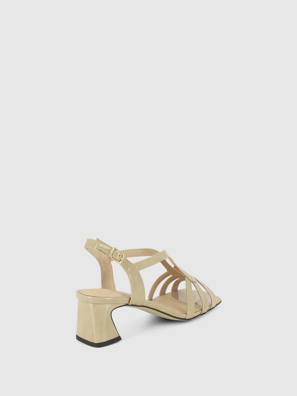 Sandálias com Fivela em Bege