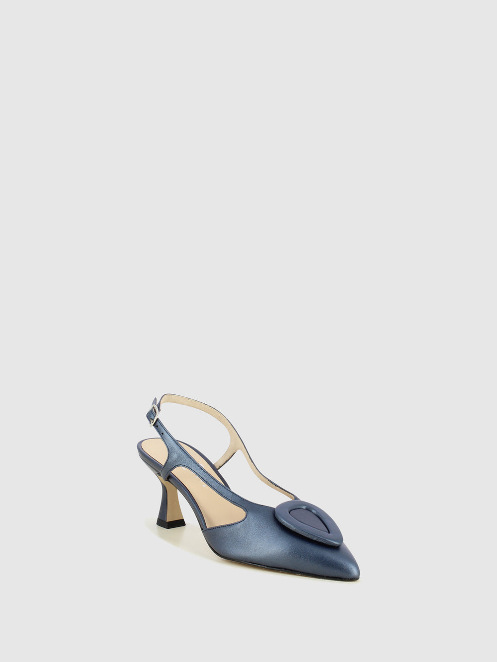 Sandálias com Fivela em Azul Marinho