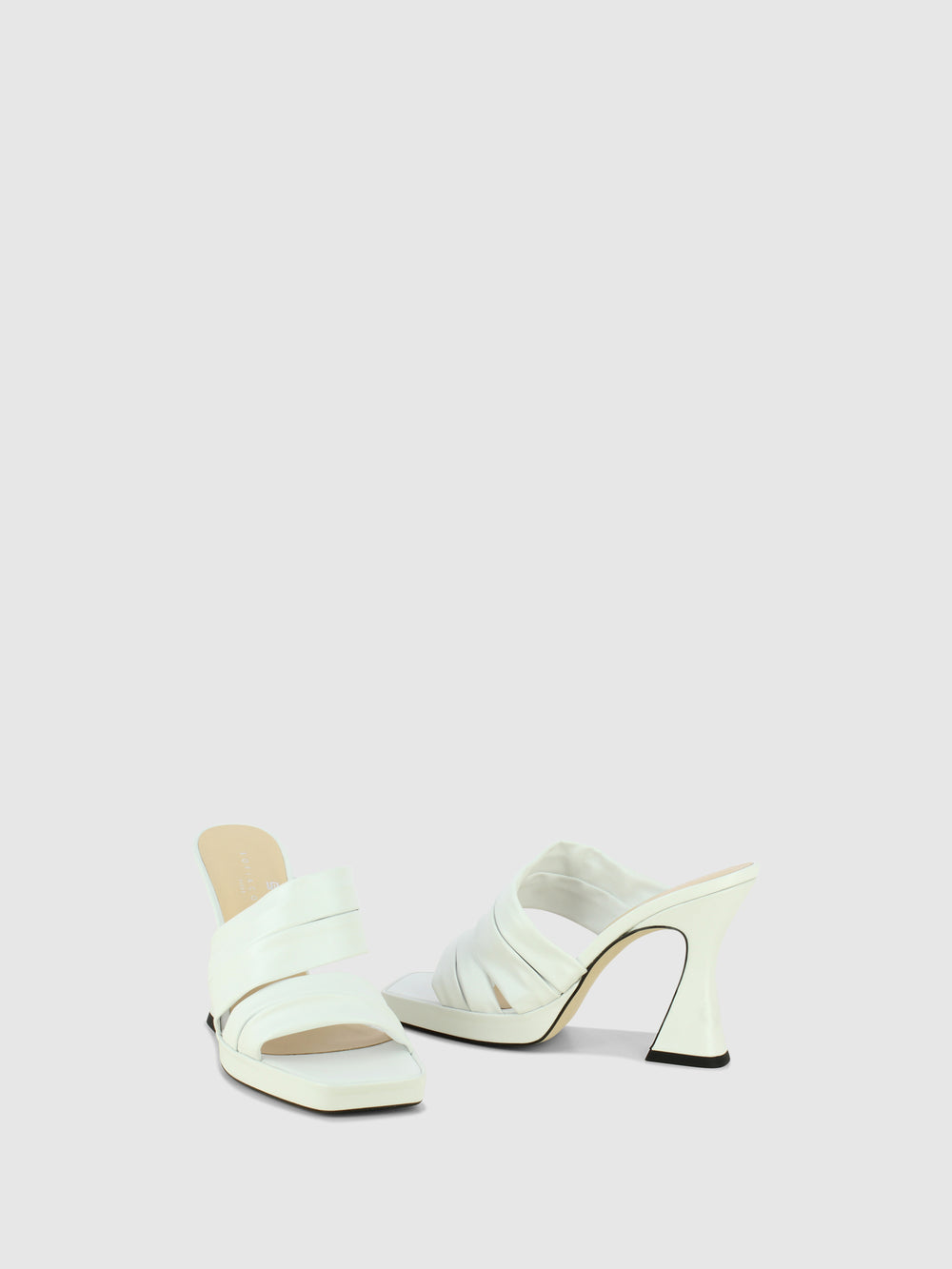 Mules de Salto Kitten em Branco