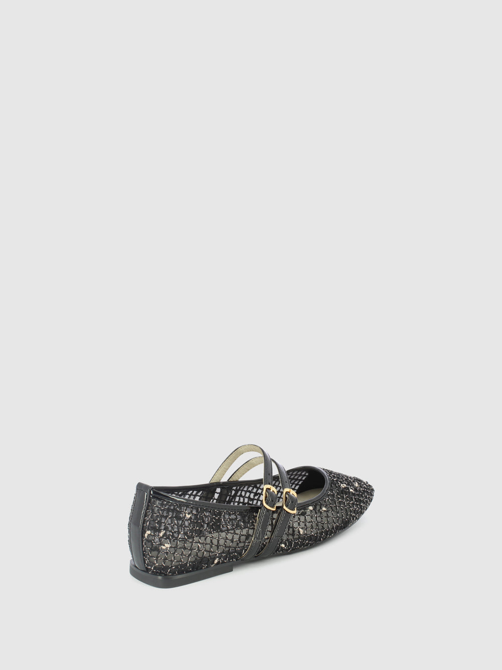 Sapatos com Fivela em Preto