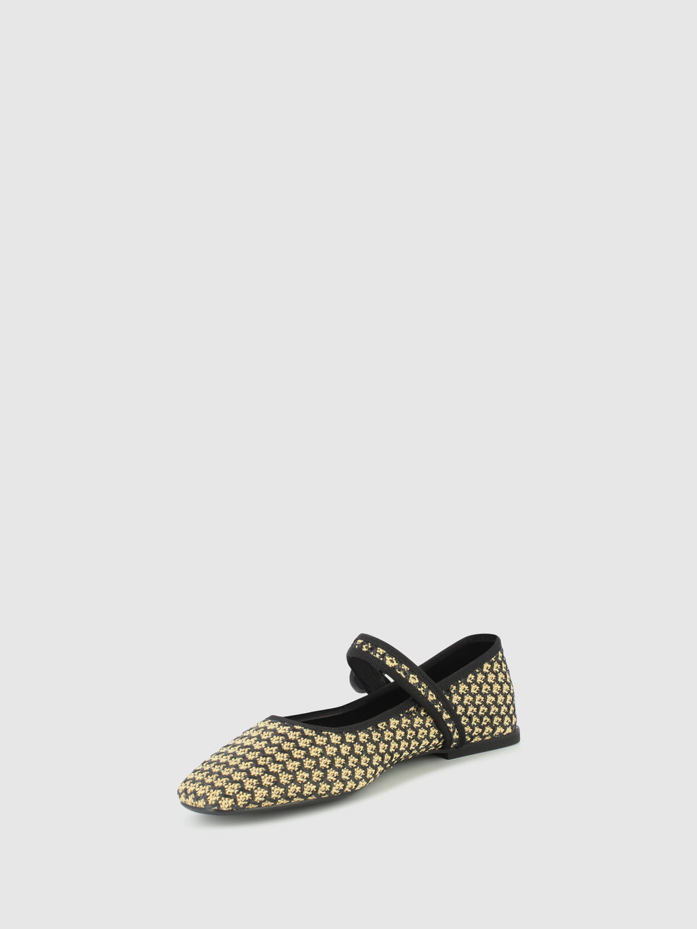 Sapatos com Fivela em Preto