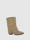 Botas com Fecho em Taupe