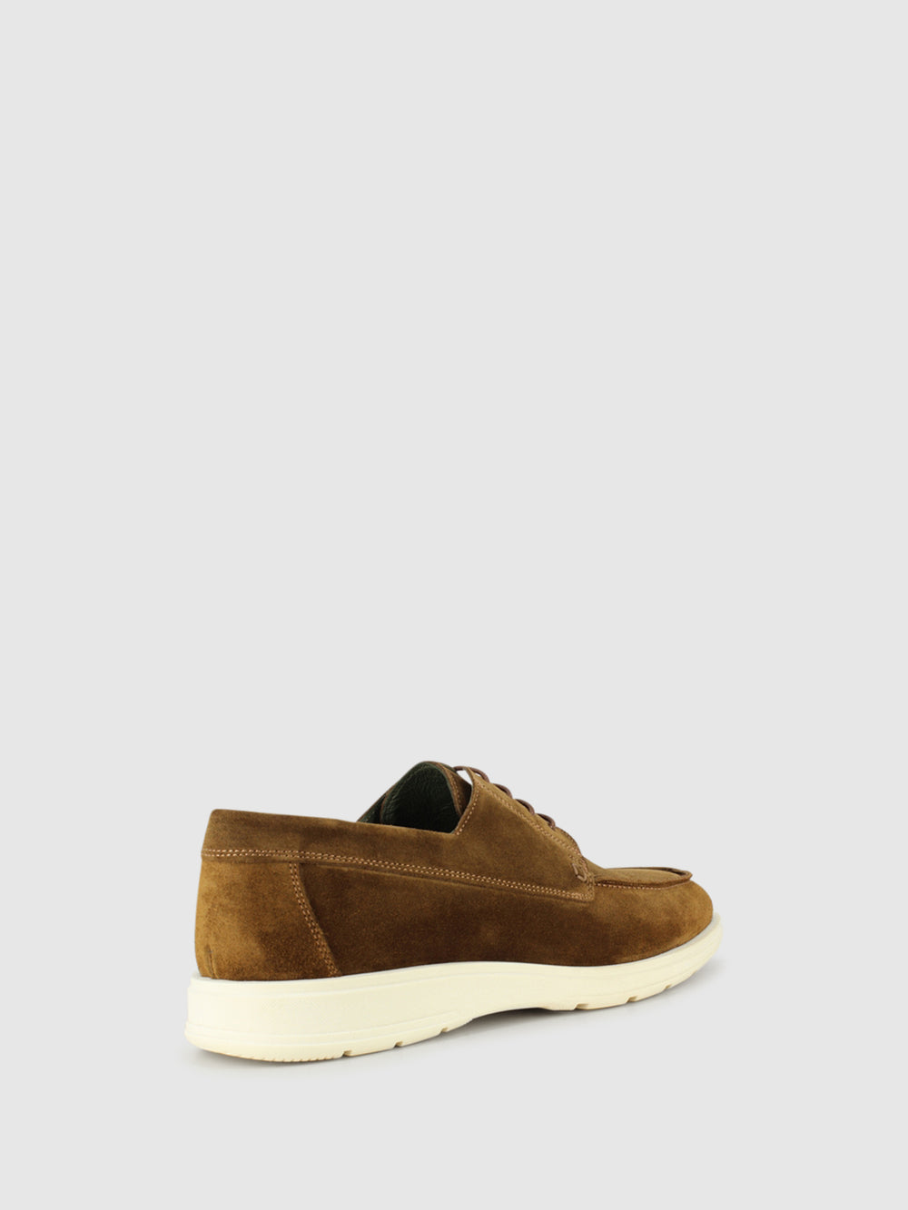 Sapatos com Atacadores em Castanho