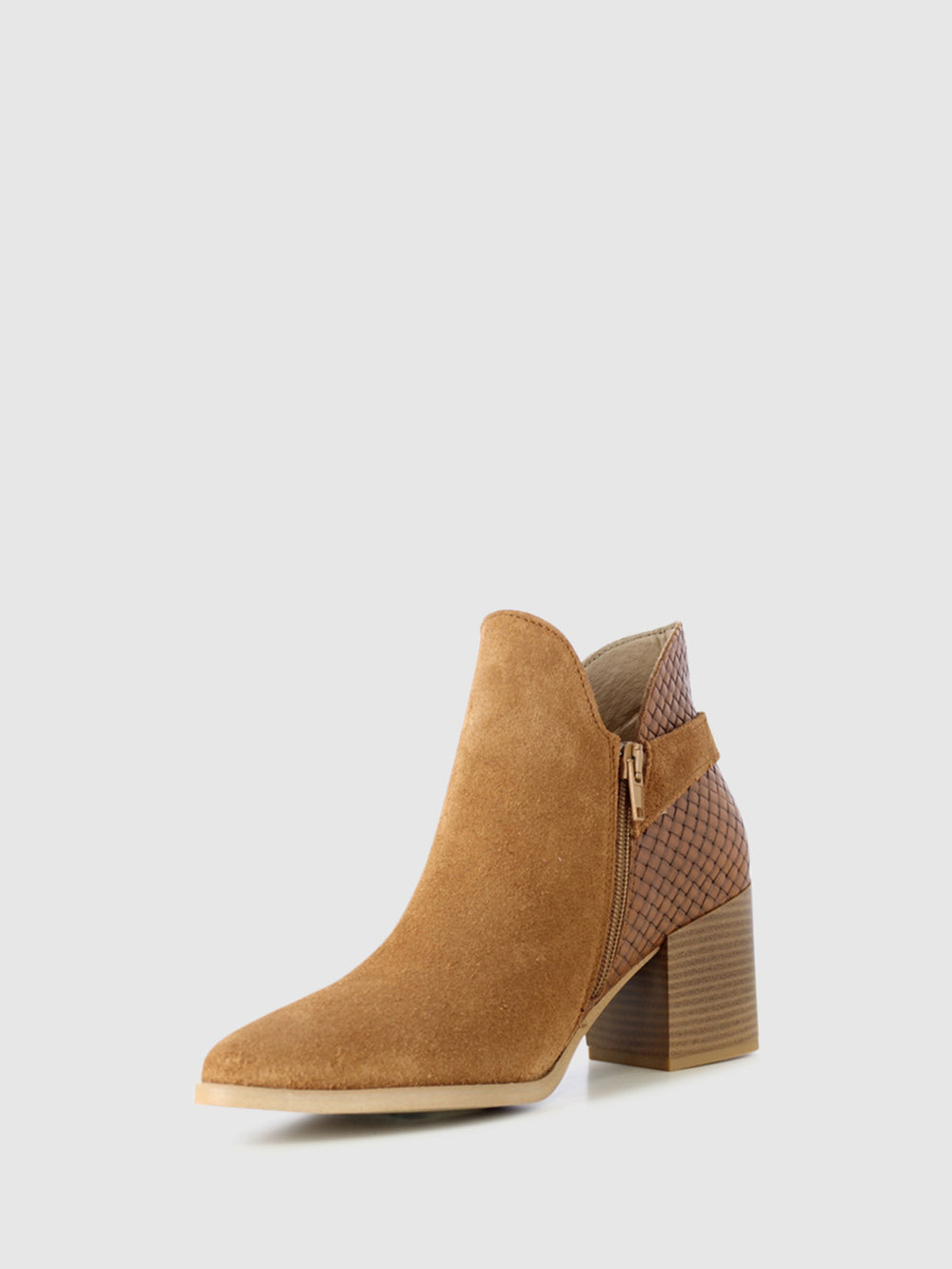 Botins com Fivela em Camel
