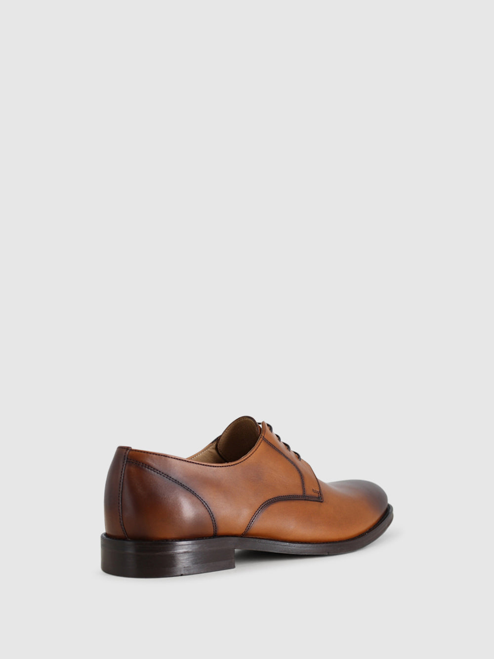 Sapatos com Atacadores em Cognac