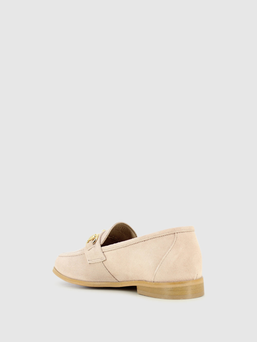 Loafers com Apliques Metálicos em Nude