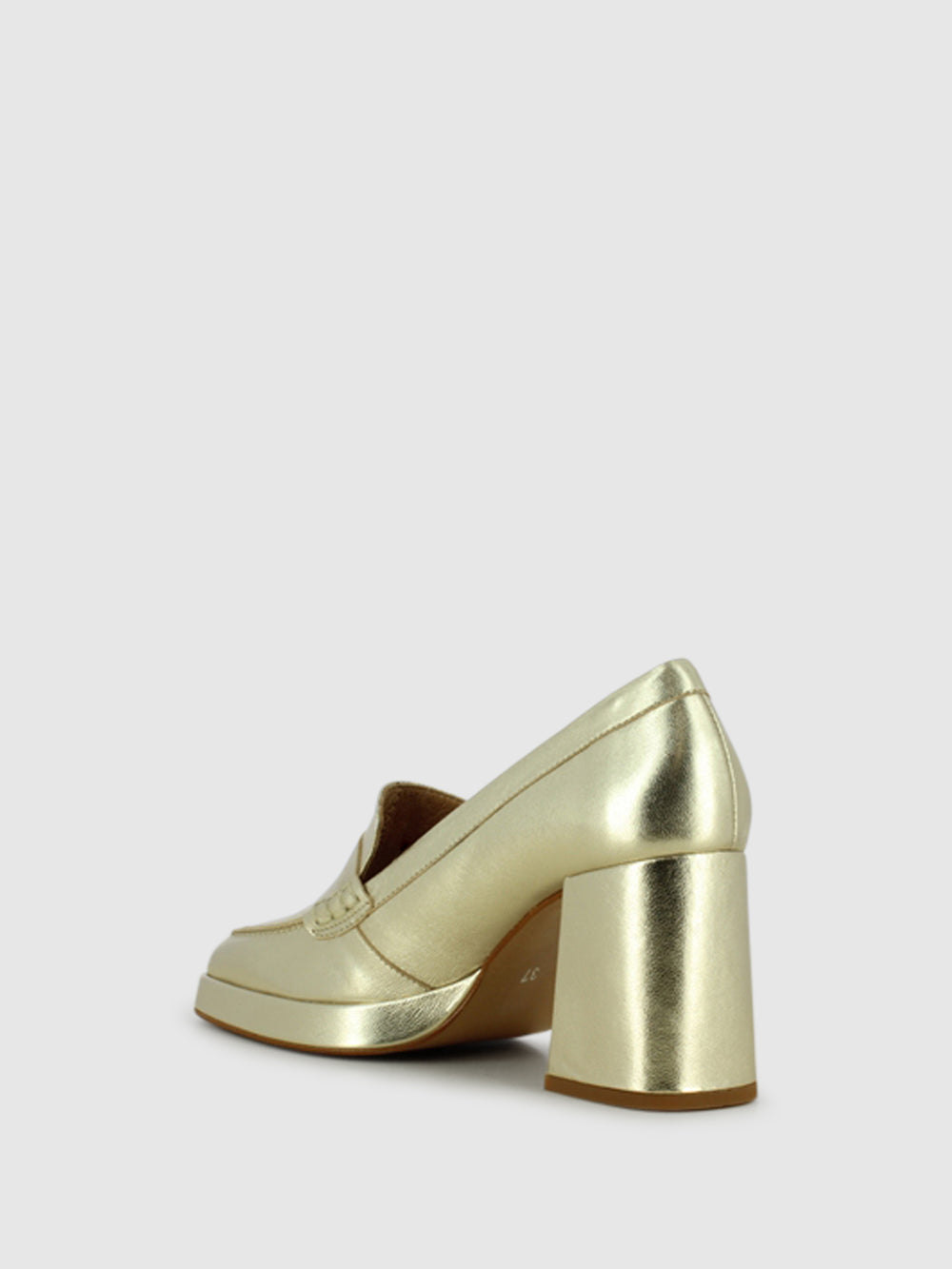 Sapatos de Plataforma em Dourado