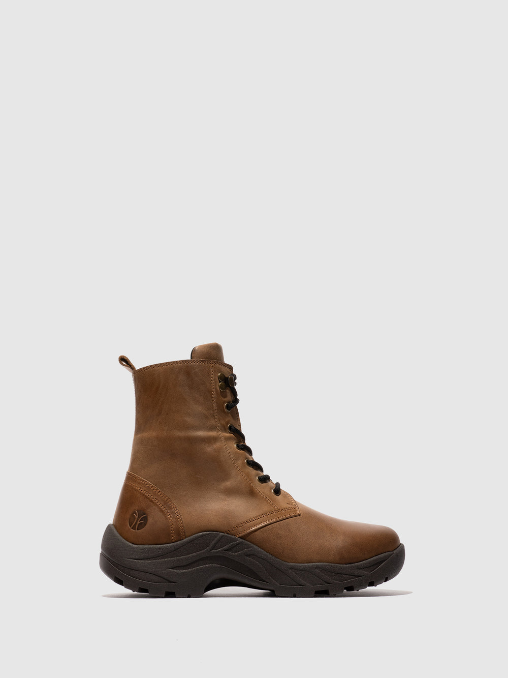 Botins com Atacadores em Camel