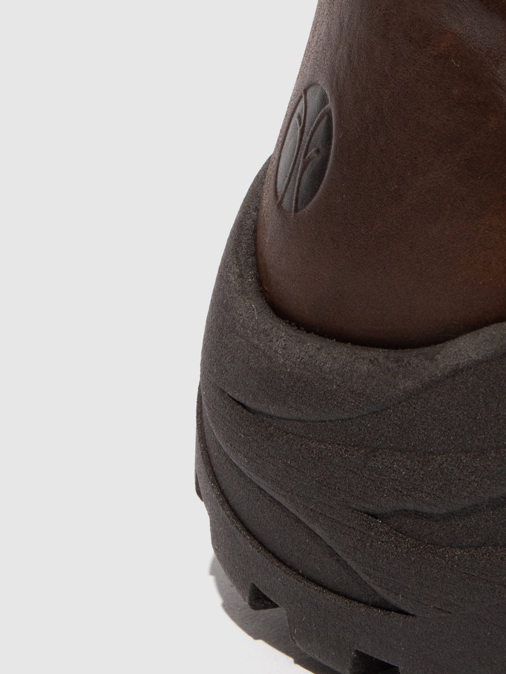 Botins Chelsea em Castanho Escuro