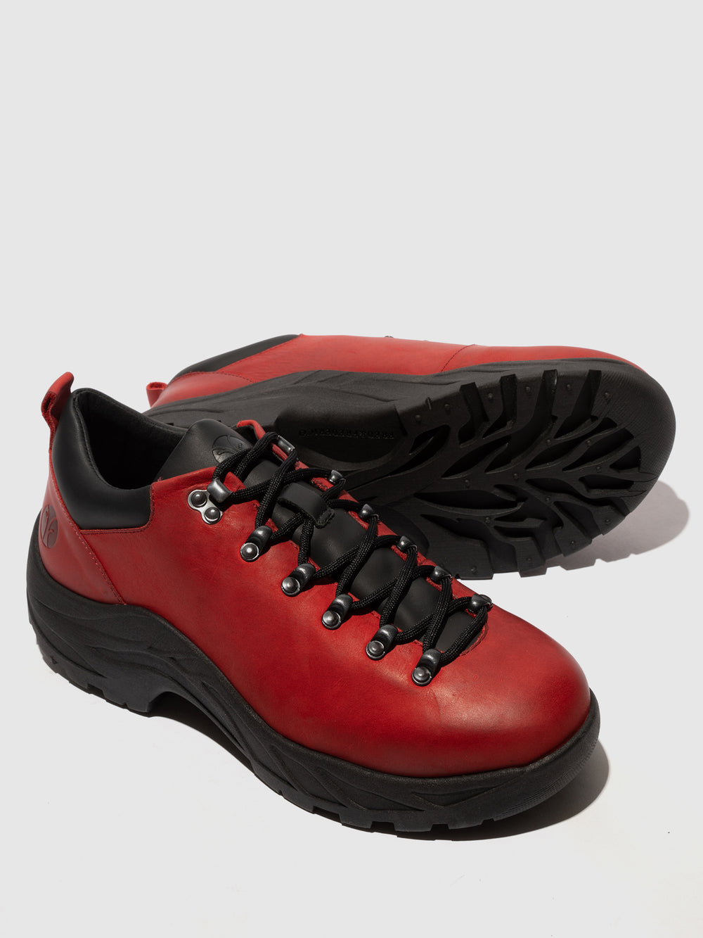 Sapatos com Atacadores em Vermelho Preto