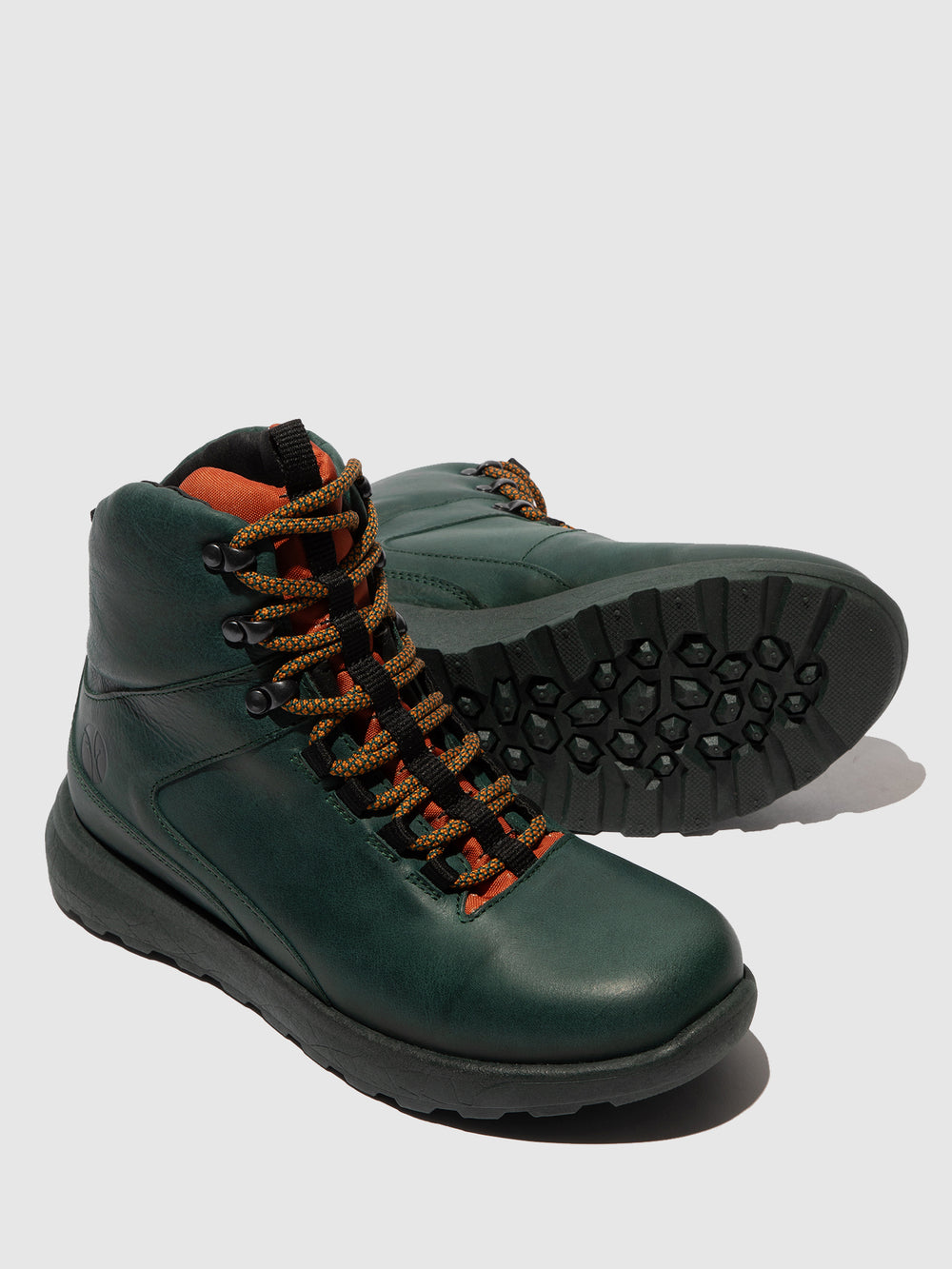 Botins com Atacadores em Turquesa e Brick