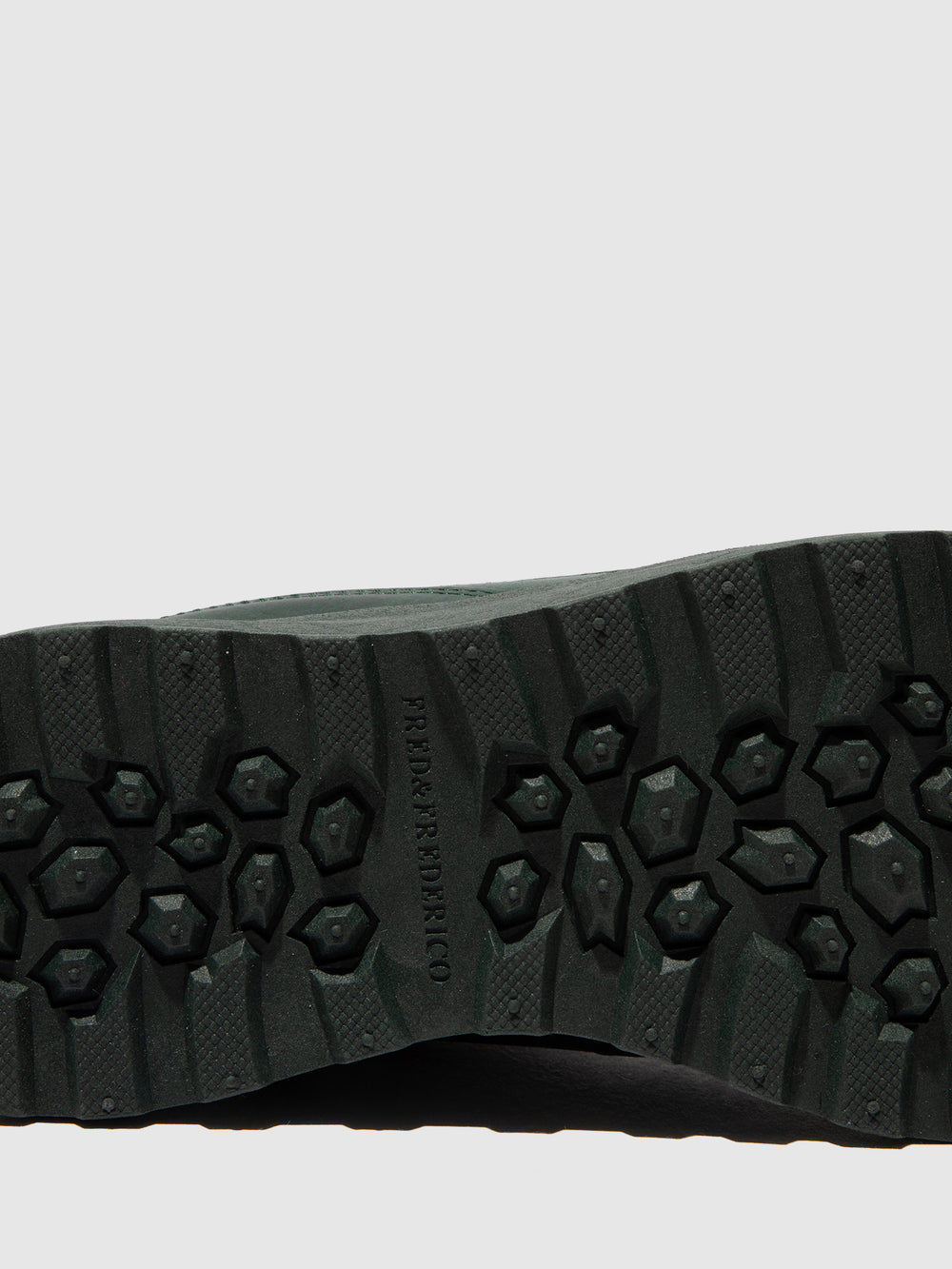 Botins com Atacadores em Turquesa e Brick