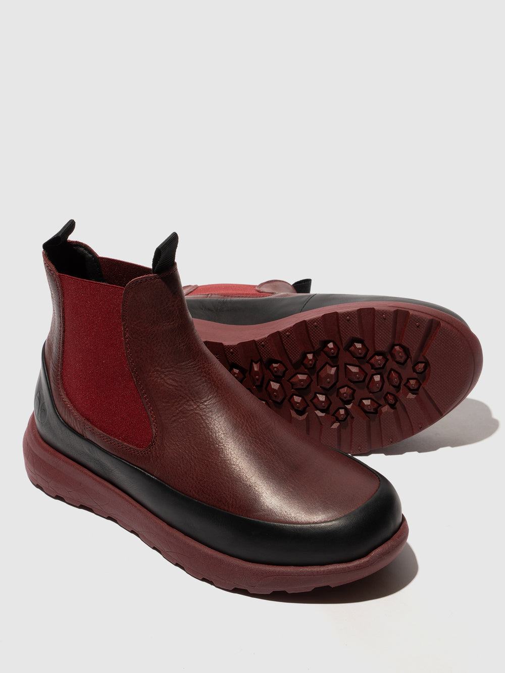 Botins Chelsea em Preto e Cor de vinho