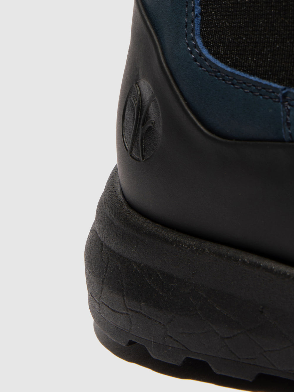 Botins Chelsea em Preto e Azul