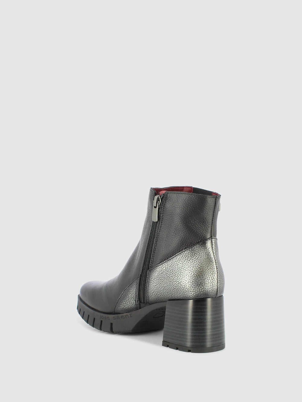 Botins com Fecho em Preto