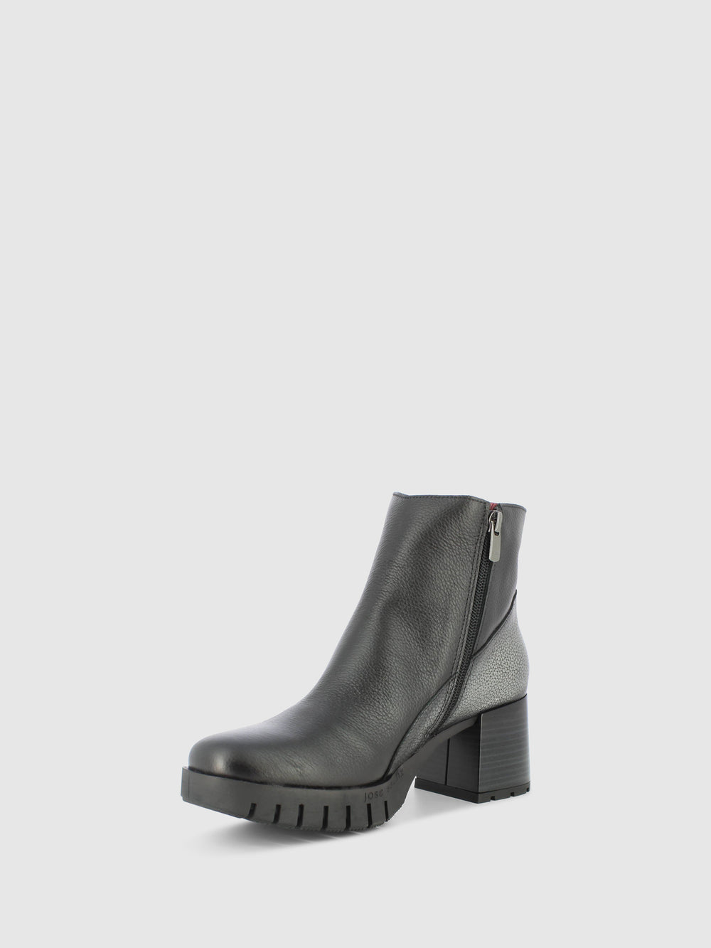 Botins com Fecho em Preto