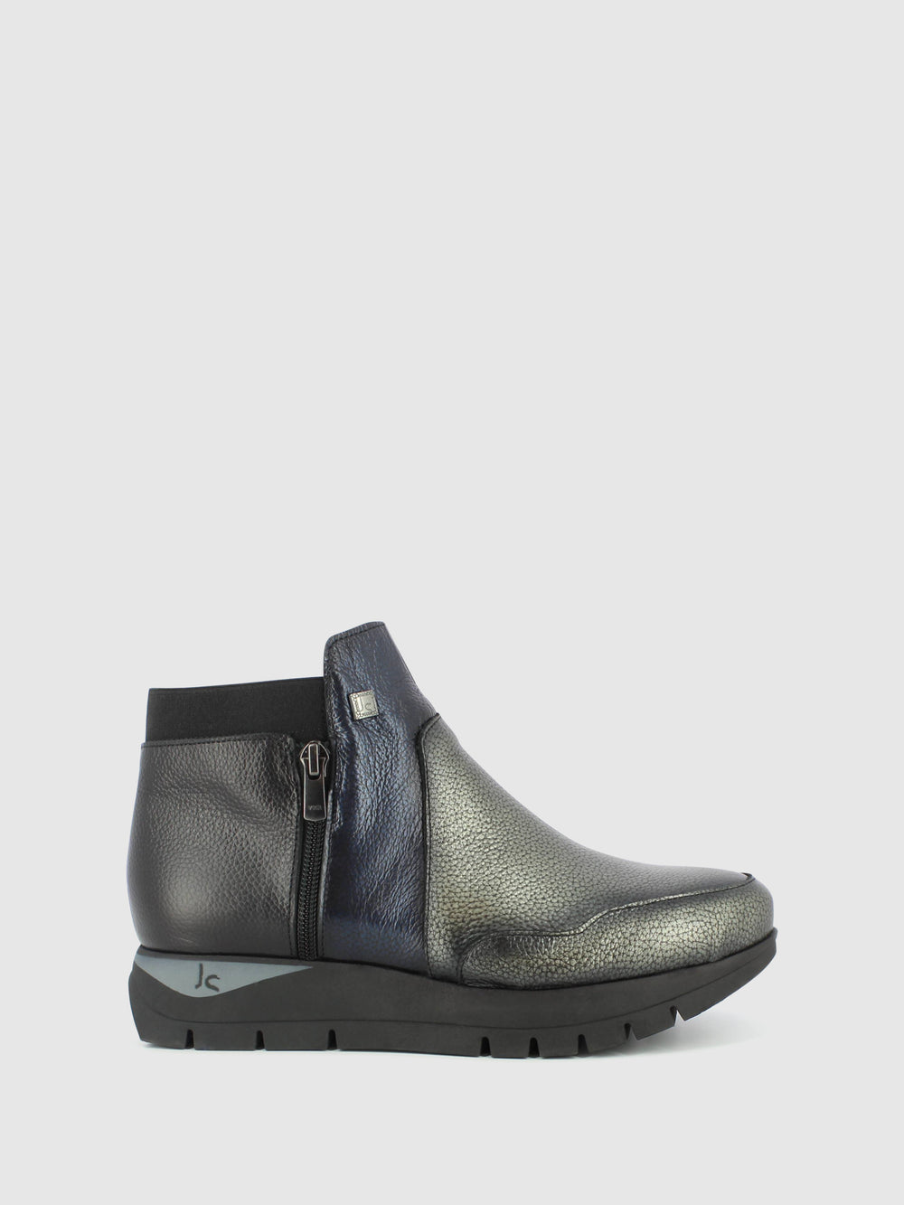 Botins com Fecho em Prateado