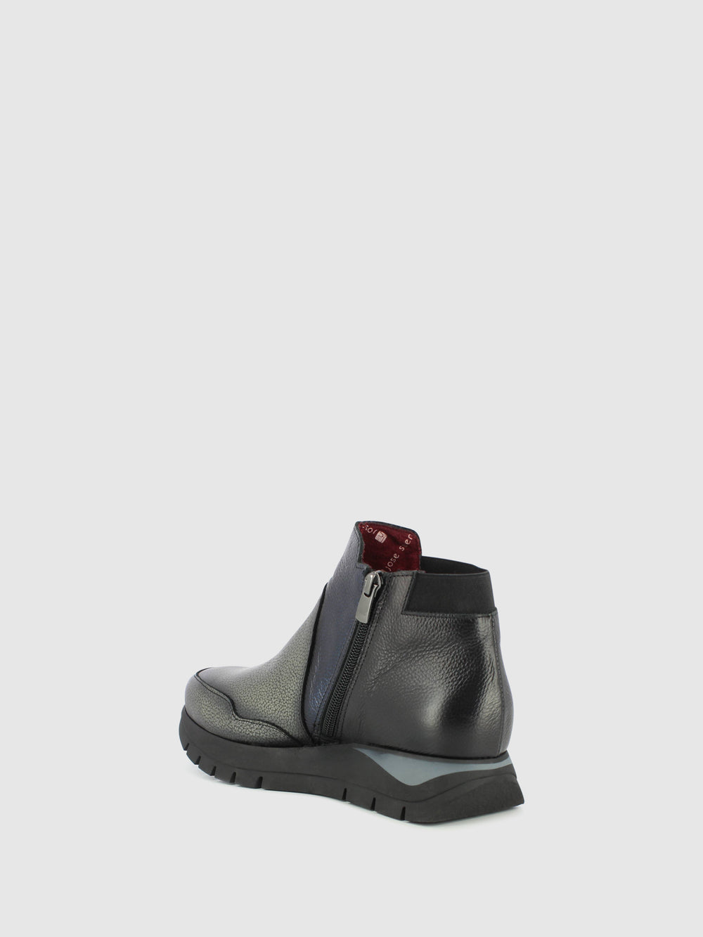 Botins com Fecho em Prateado