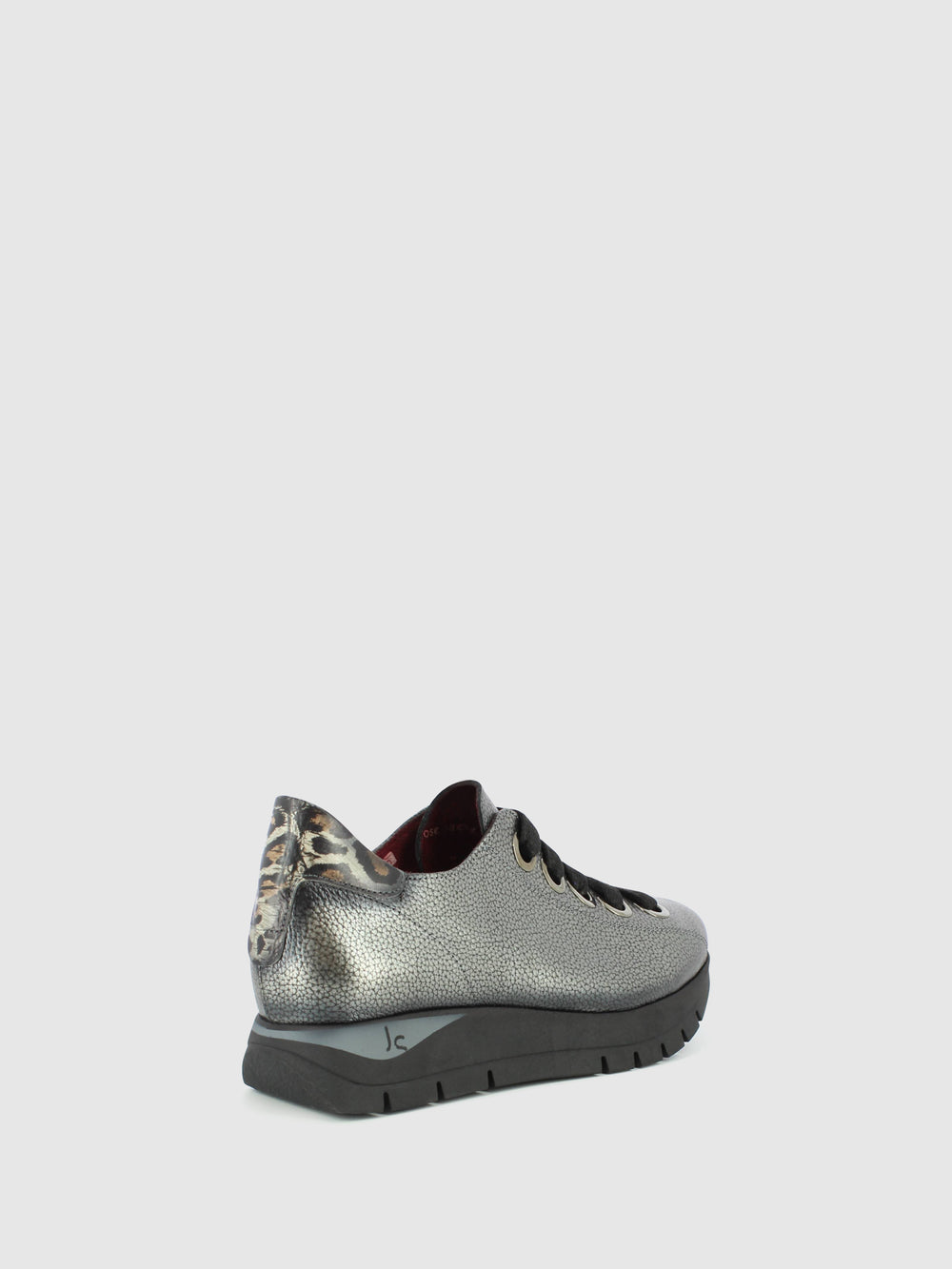 Sapatos com Atacadores em Prateado