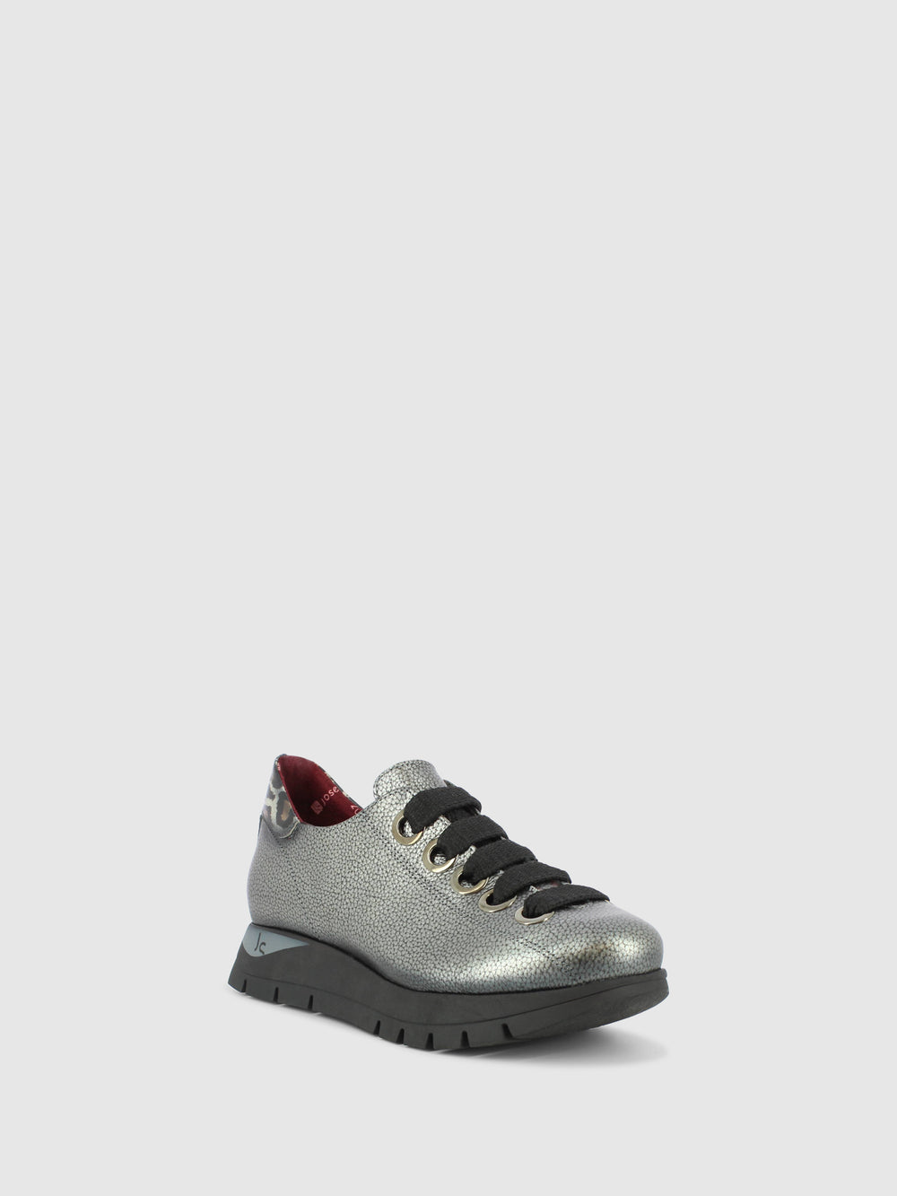 Sapatos com Atacadores em Prateado