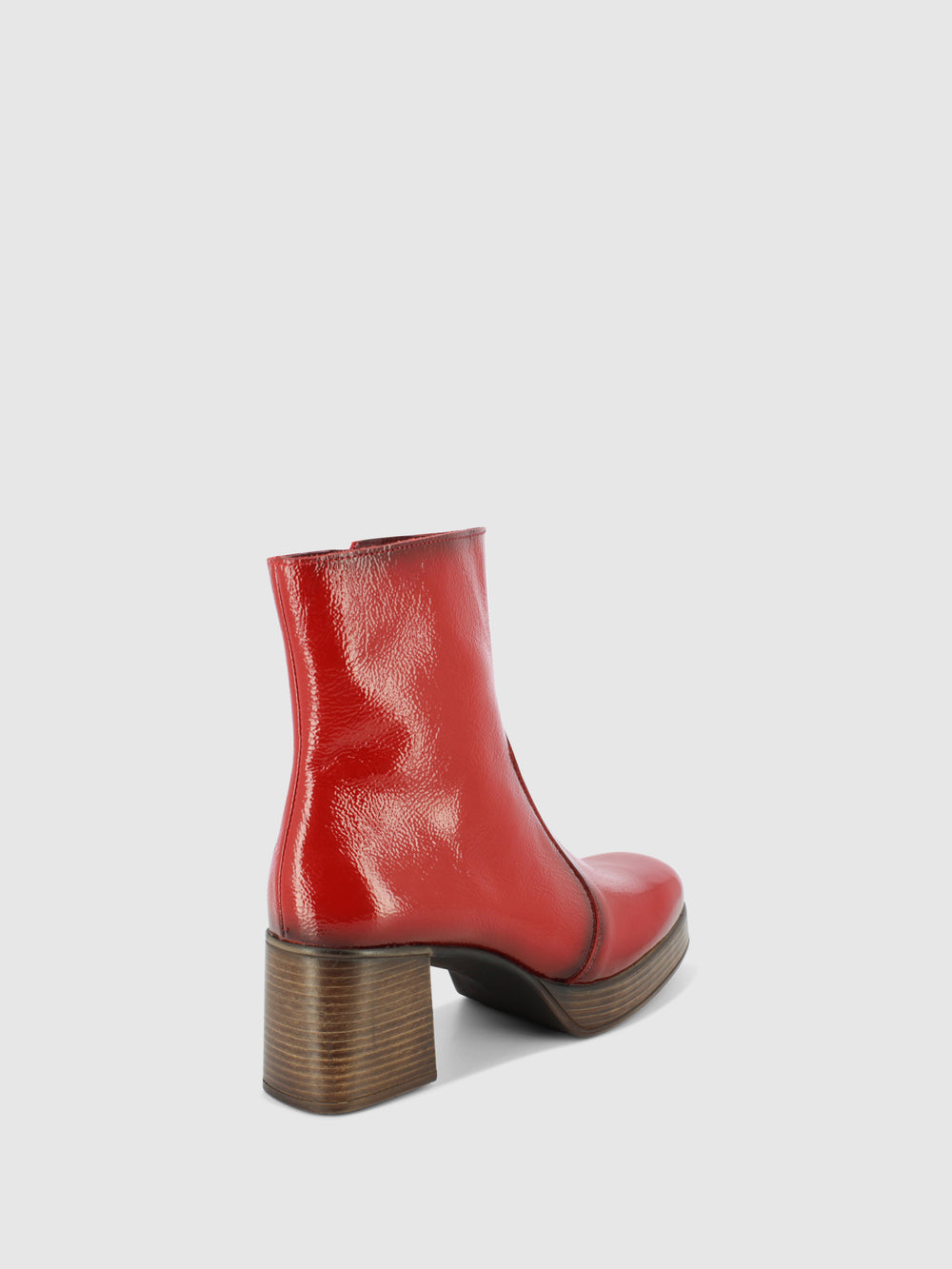 Botins com Fecho em Vermelho