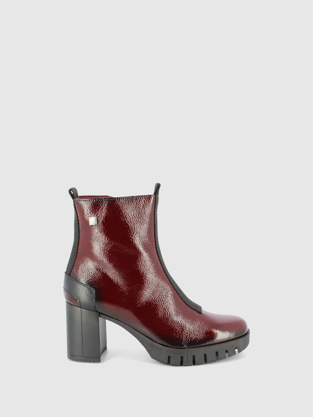 Botins com Fecho em Vermelho