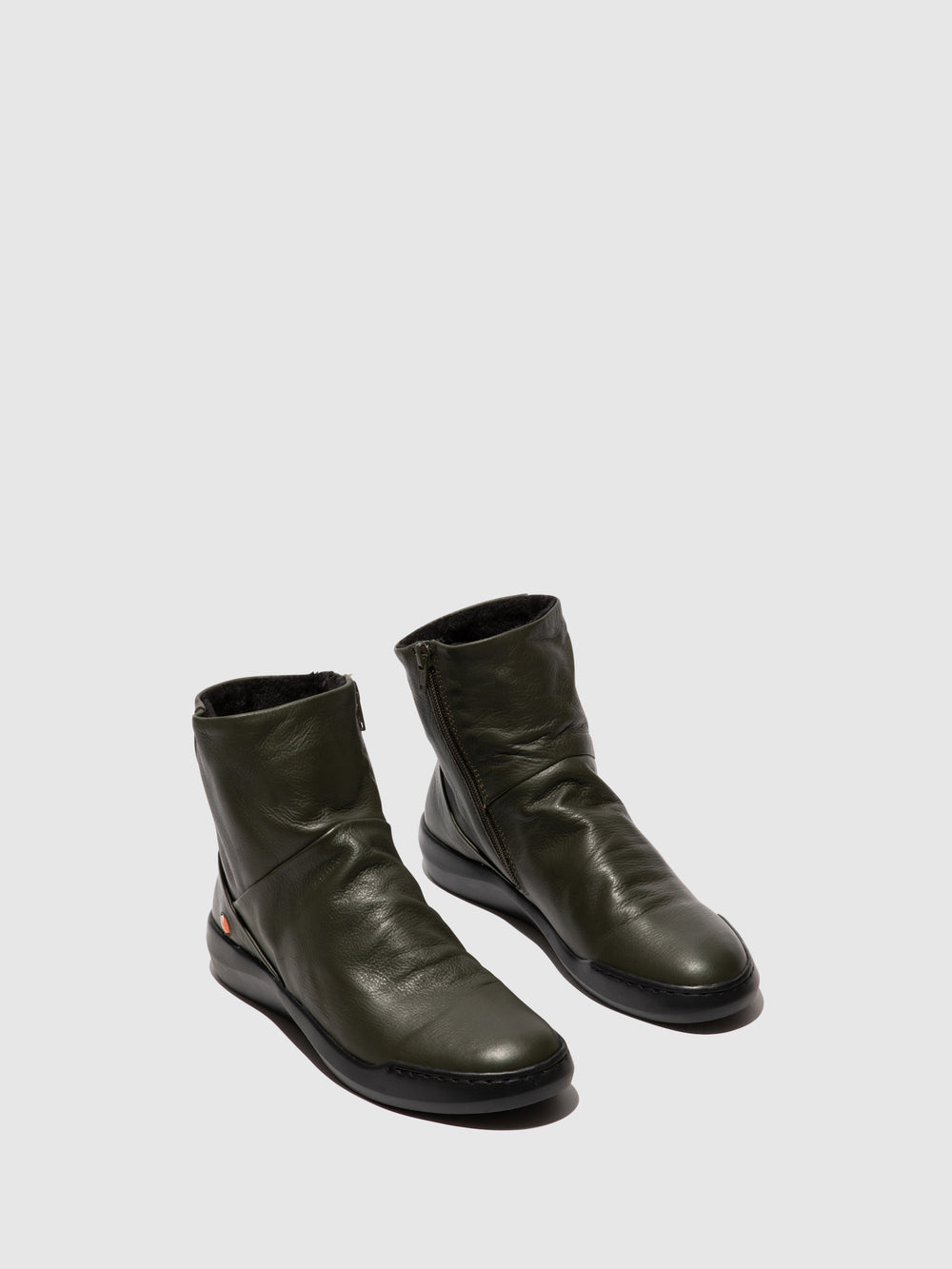 Botins com Fecho em Verde Tropa