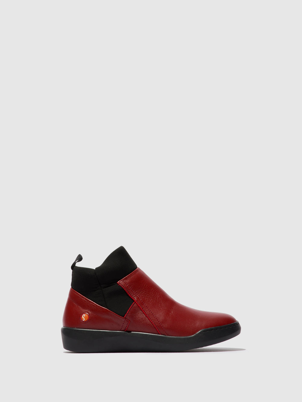 Botins Slip-on em Vermelho