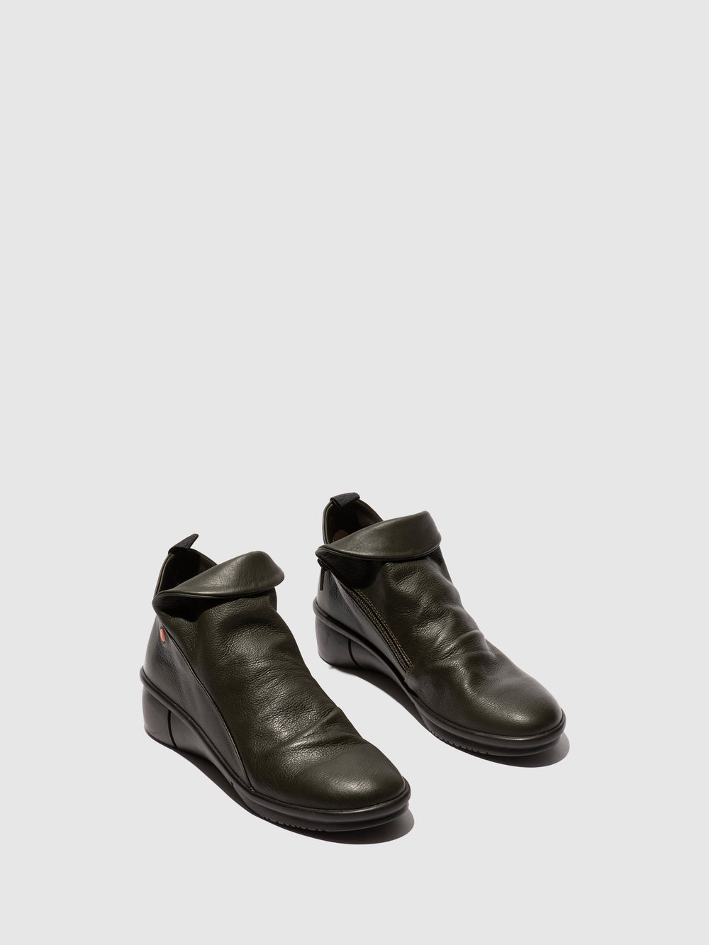 Botins com Fecho em Verde Tropa