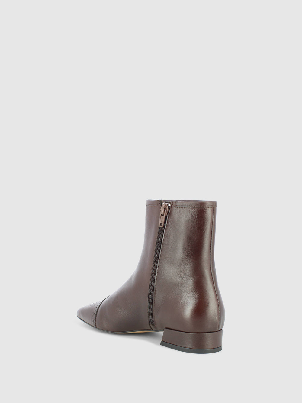 Botins com Fecho em Castanho