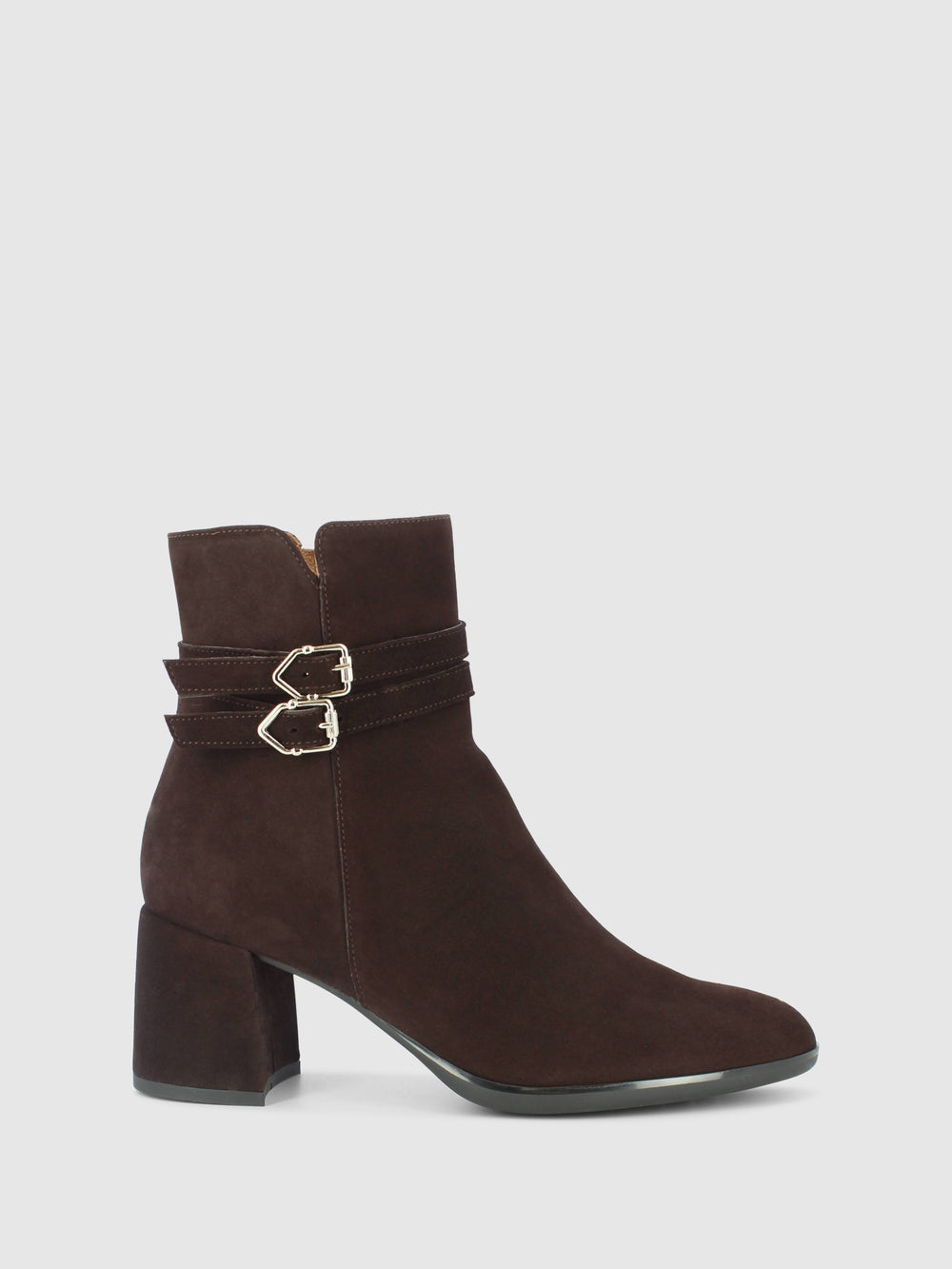 Botins com Fecho em Castanho