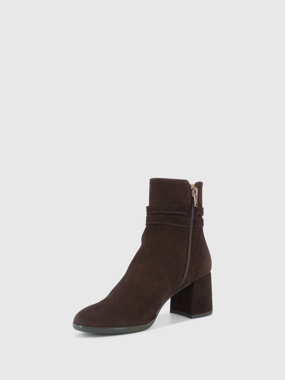 Botins com Fecho em Castanho