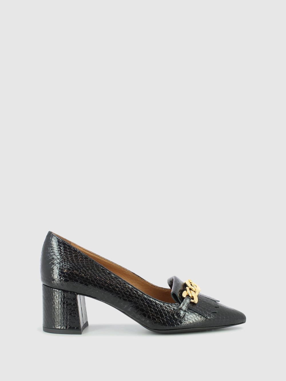 Sapatos com Apliques em Preto