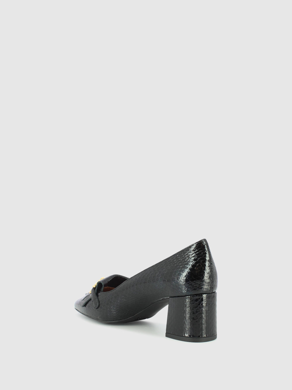 Sapatos com Apliques em Preto